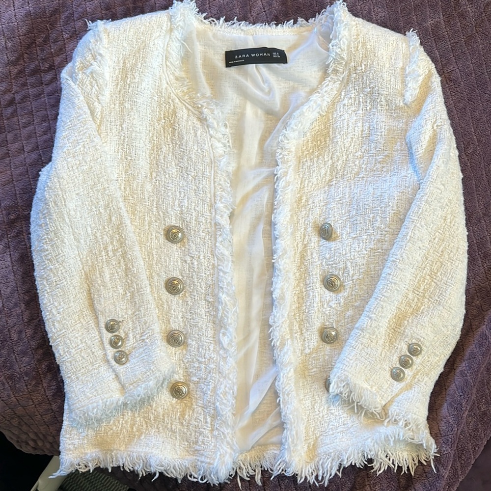 Cream- colored fitted tweed style lightly lined Zara Jacket, Size S